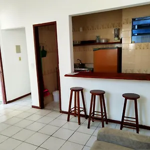 https://100m-da-praia-apartamento-espacoso.santa-catarina-brasil.com